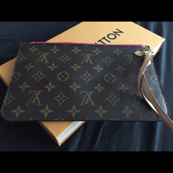 ‼️SOLD‼️ AUTHENTIC Louis Vuitton Neverfull pouch - Picture 2 of 8